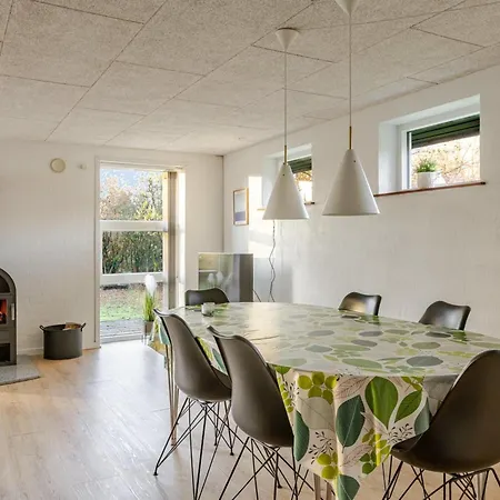 Gildo - 30km From The Sea By Interhome Feriehus